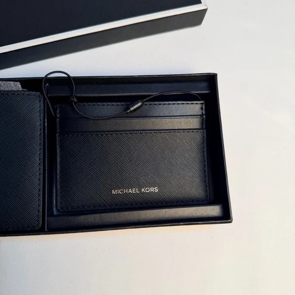 Michael Kors Black Signature bifold wallet andCard Holder Set